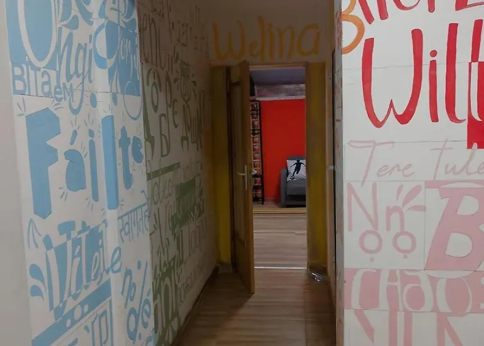 Route 80 Vendégház *